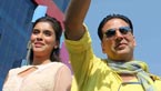 Akshay, Asin visit Jaipur to Promote Khiladi 786